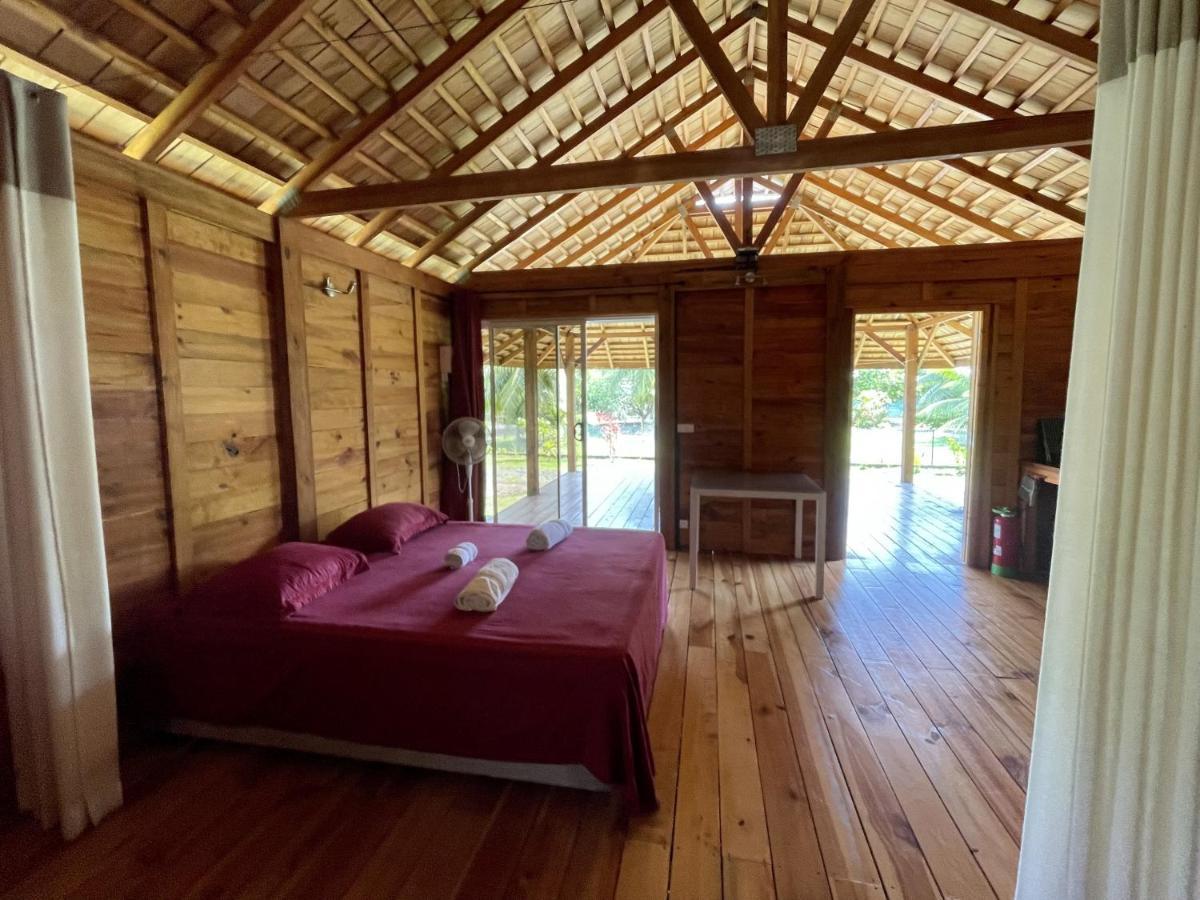 Raiatea - Orion Hoe Bungalow Uturoa Bagian luar foto