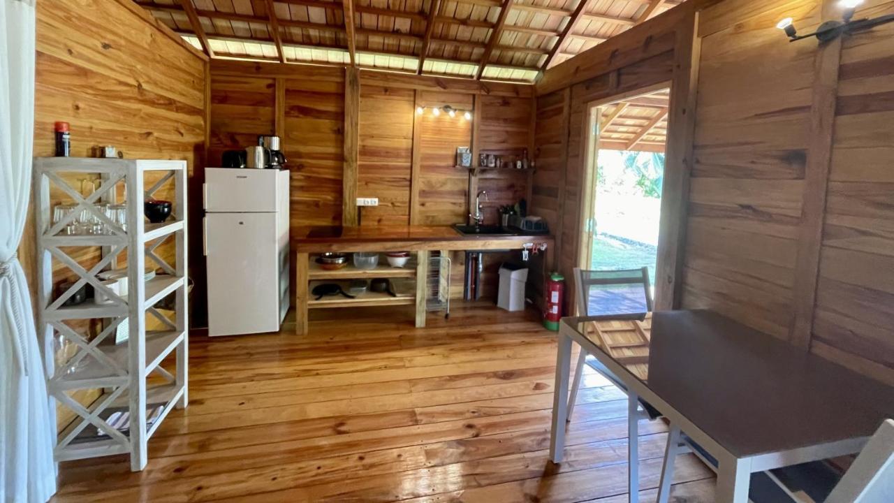 Raiatea - Orion Hoe Bungalow Uturoa Bagian luar foto