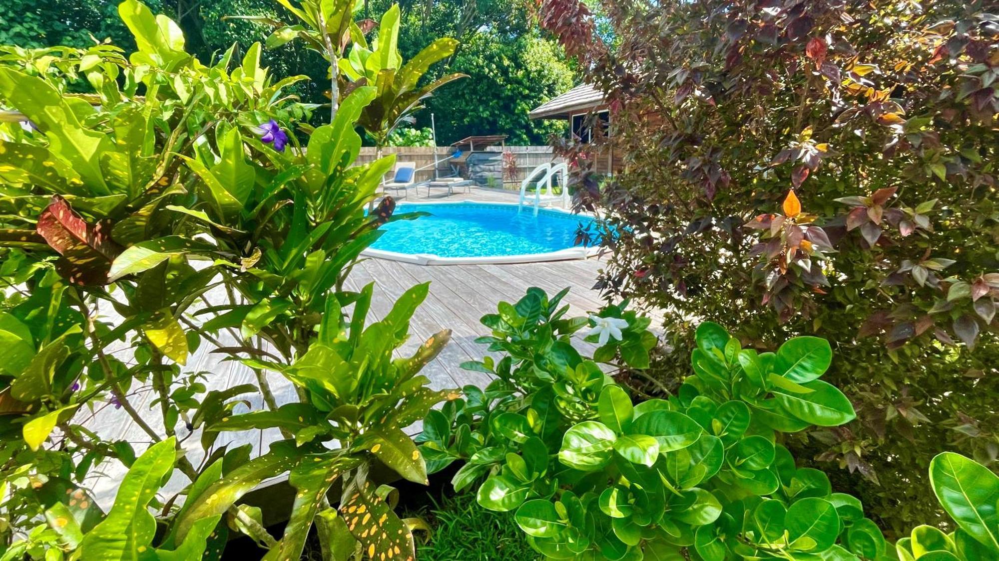 Raiatea - Orion Hoe Bungalow Uturoa Bagian luar foto