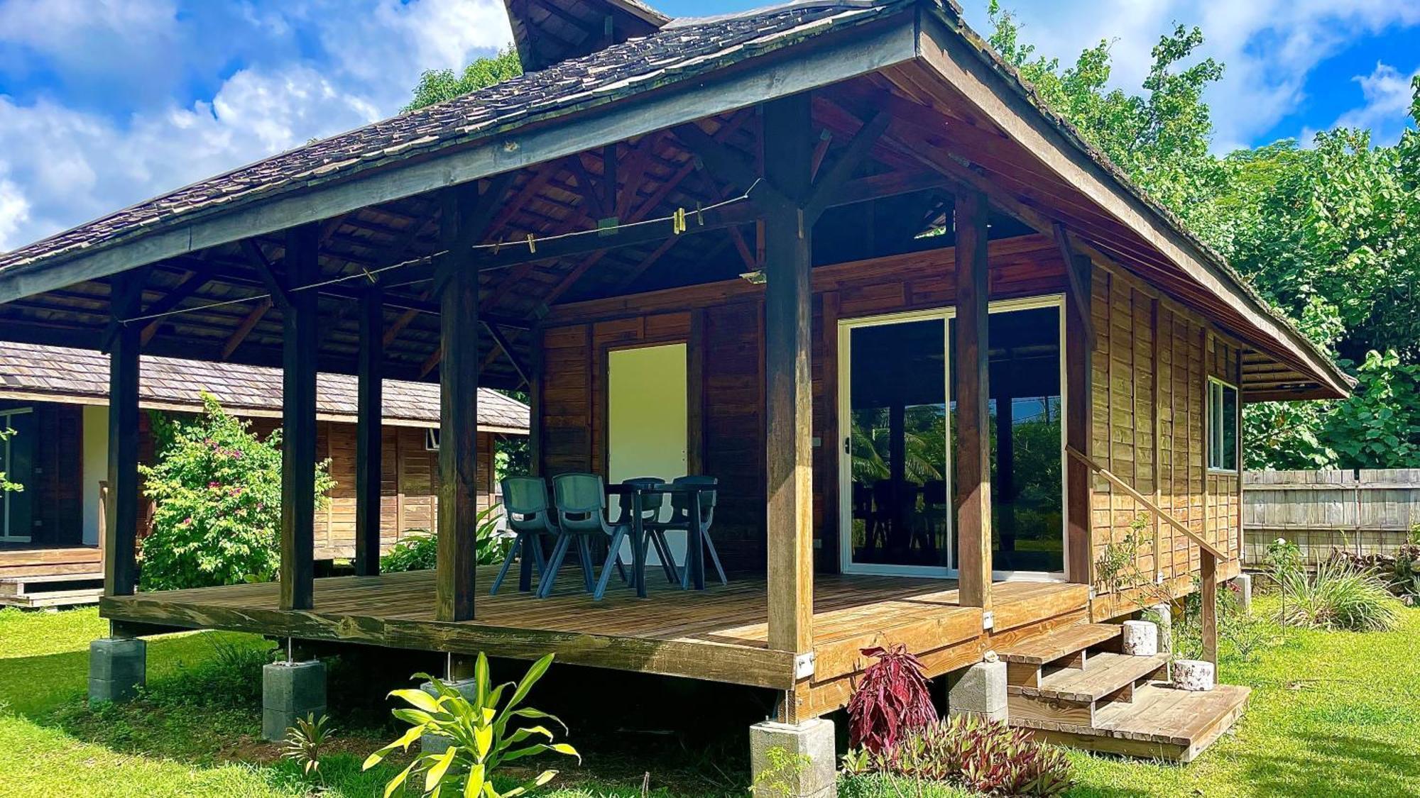 Raiatea - Orion Hoe Bungalow Uturoa Bagian luar foto